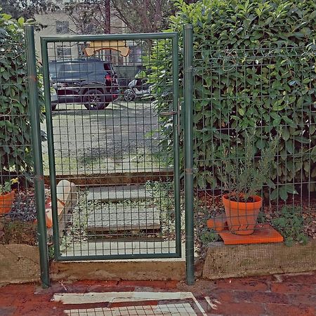 La Piccola Oasi Con Parcheggio Apartment Florence Ngoại thất bức ảnh