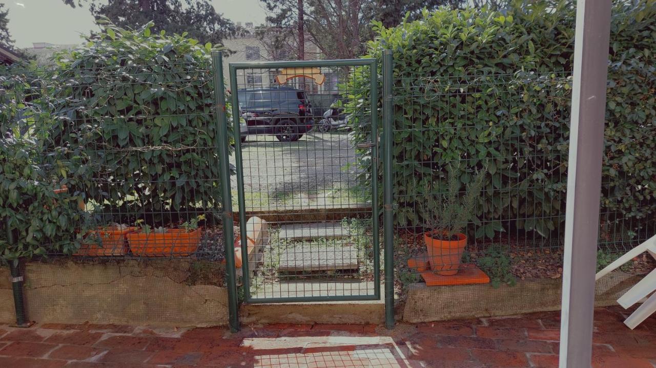 La Piccola Oasi Con Parcheggio Apartment Florence Ngoại thất bức ảnh